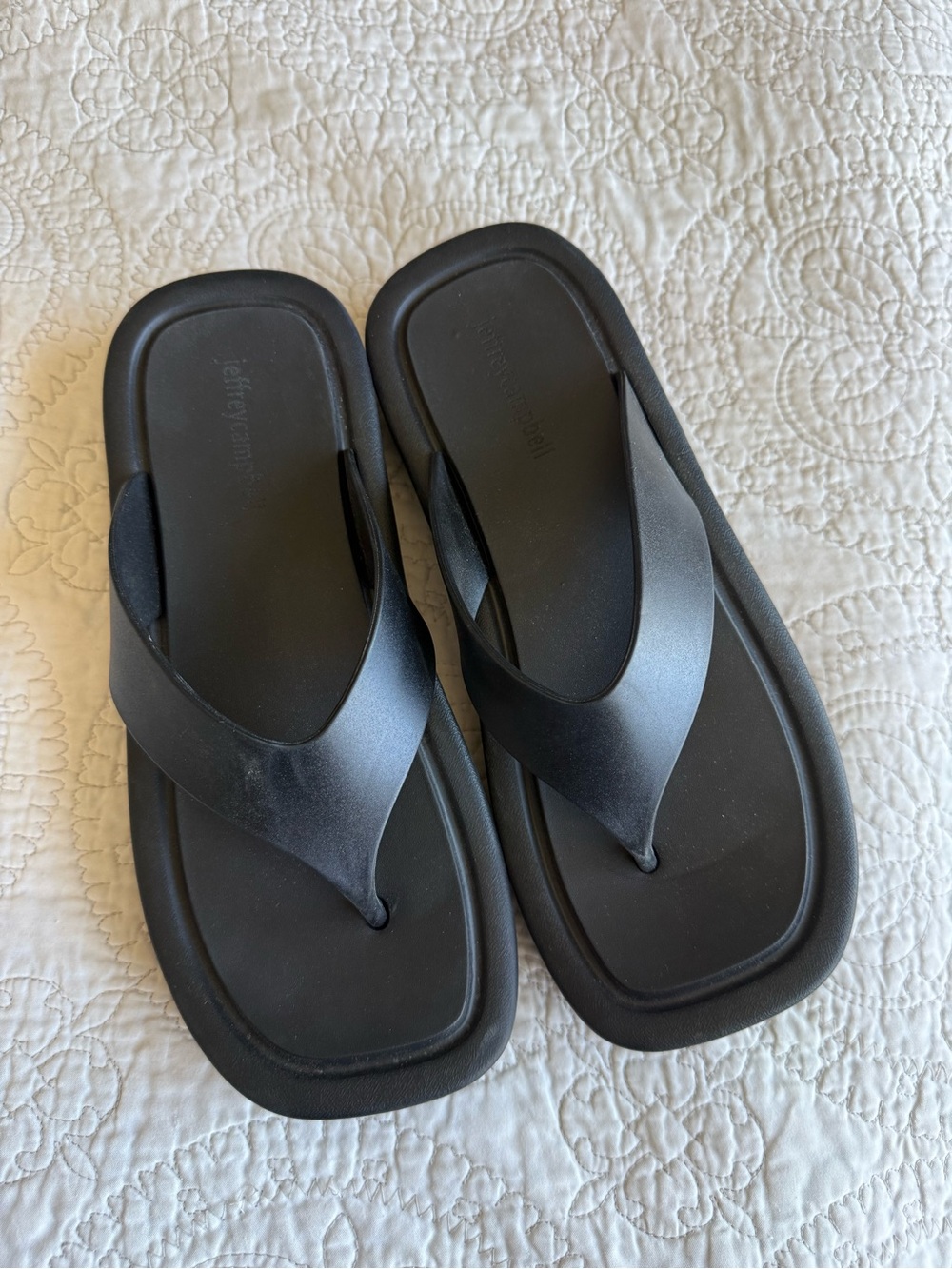 Jeffrey Campbell Platform Flip Flop Sandals Balck